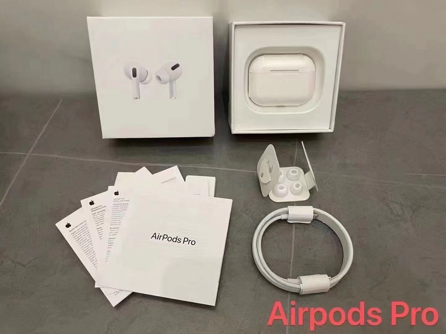 <Charly>earphone