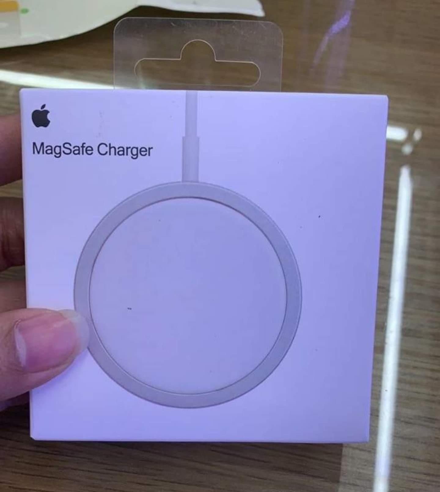 <Niche> wireless charger